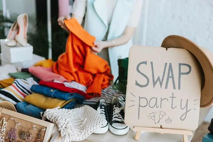 Second hand clothing