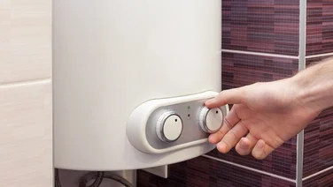 Electric combi boiler
