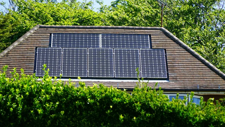 Monocrystalline panels