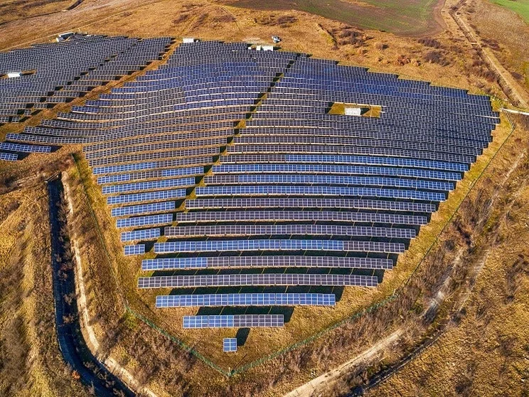 Aerial view of a large solar farm.