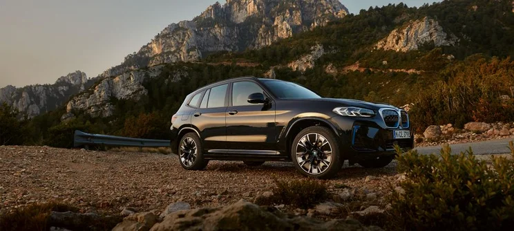 BMW iX3.