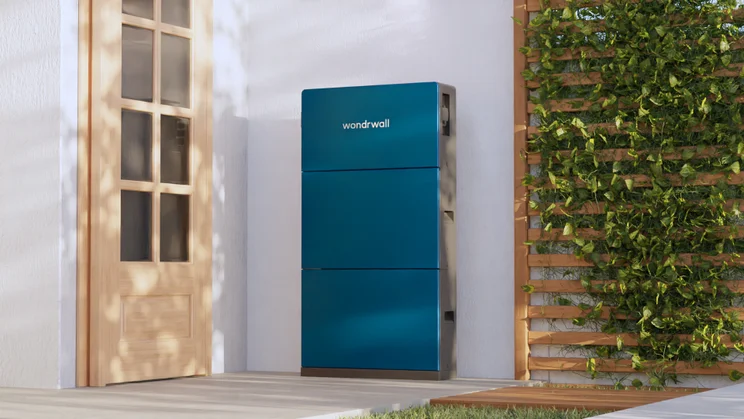The all-in-one battery and solar inverter technology has a long-life and is scalable to a capacity of more than 25 kilowatts per hour