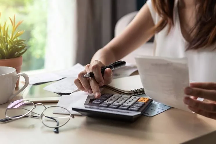 An energy bill spike can be a sign of short cycling