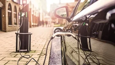 ev car charging on uk street