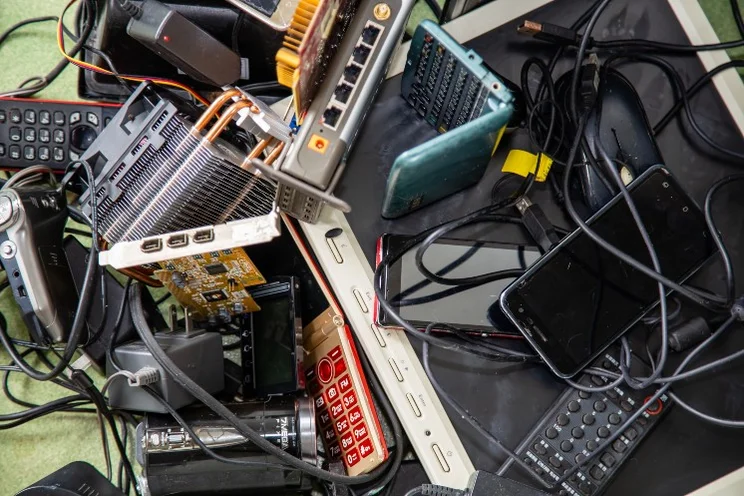 Assorted e-waste