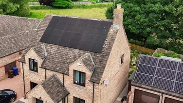 Solar Fast - Solar panels on 2 roofs