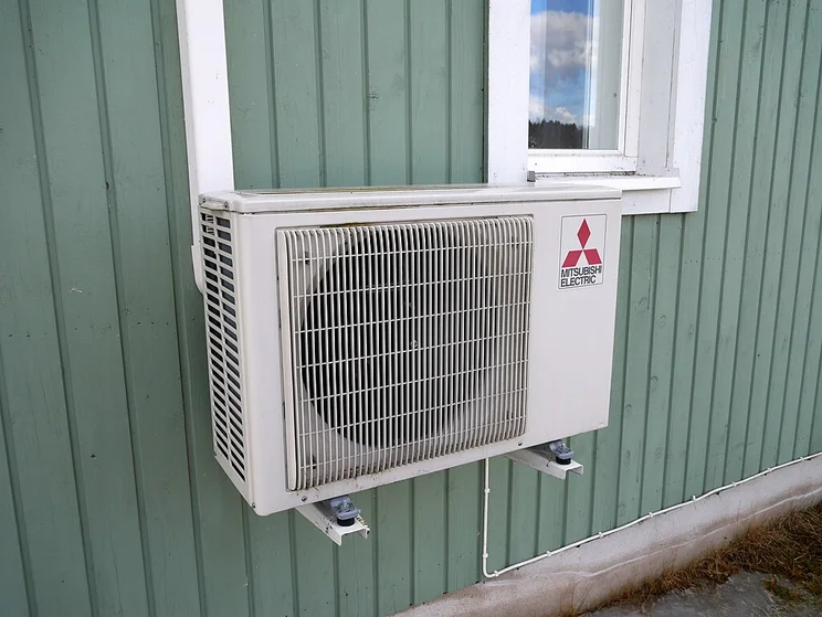 ASHP outdoor unit.