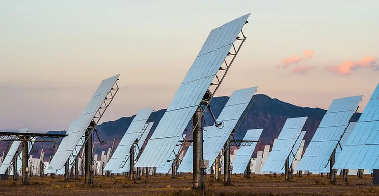 Large-scale solar tracking.