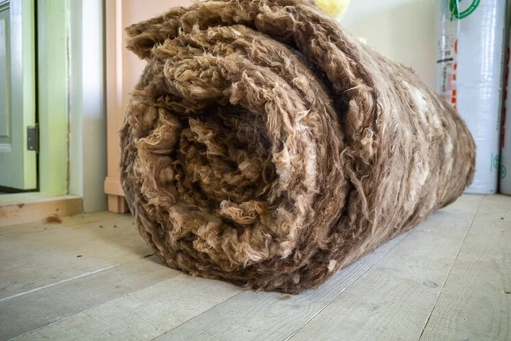 role of lambs wool used for floor insulation on floor of house