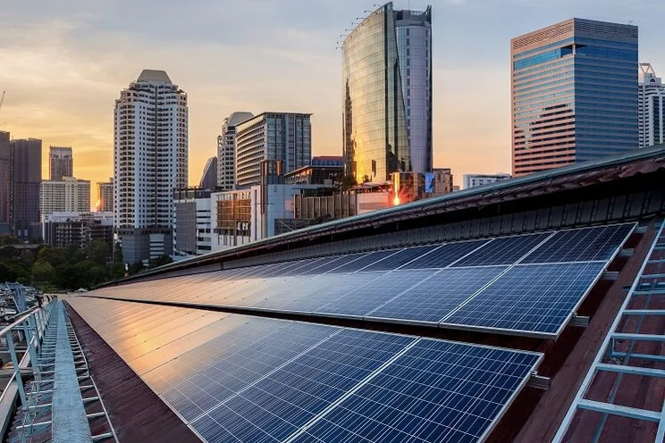 Renewable energy in office