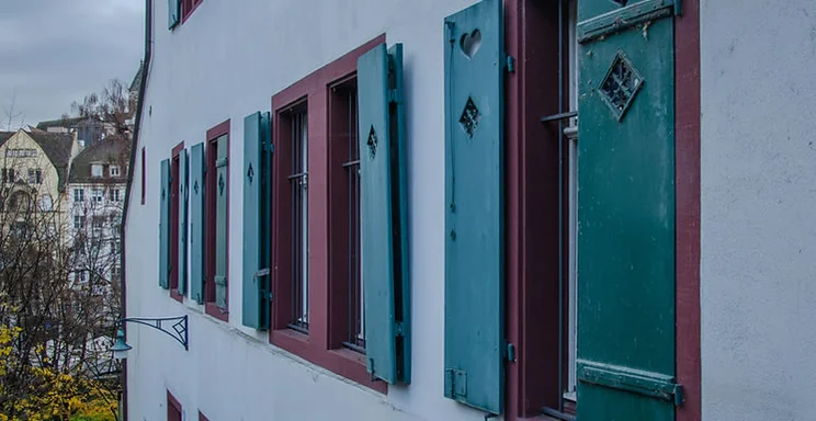 Shutters versus blinds.