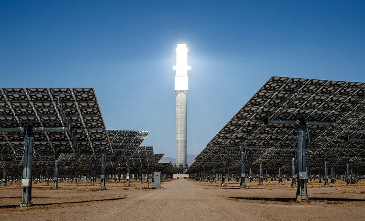 Concentrated solar power using thermal tower